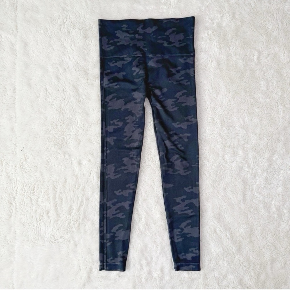 SPANX Women Camo Look At Me Now Seamless Leggings MEDIUM Athleisure Activewear - Picture 4 of 10